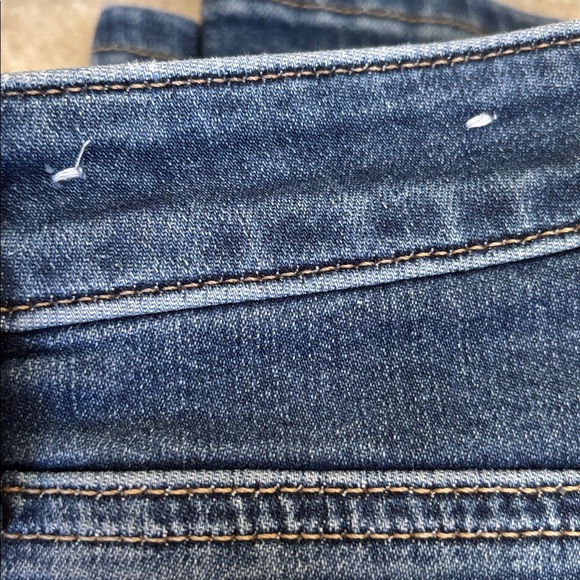 LOFT Curvy High Waist Kick Crop Made and Loved Jeans - Picture 10 of 10